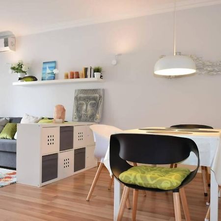 Brina, Stylish Apartment In Portimão Exteriör bild