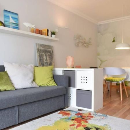 Brina, Stylish Apartment In Portimão Exteriör bild